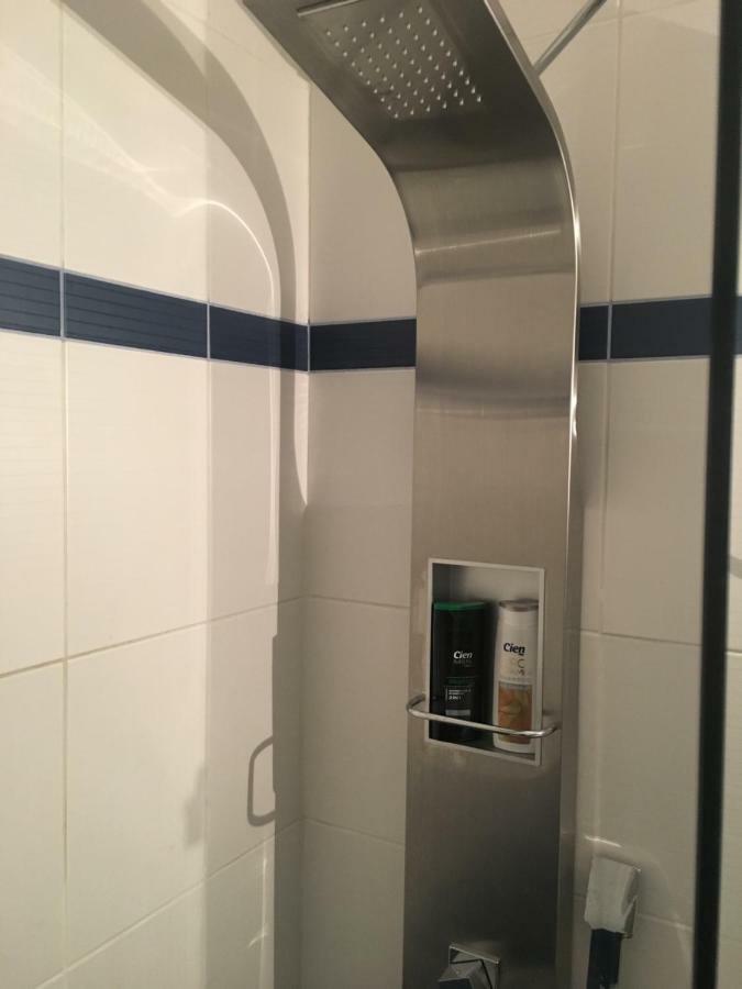 Central 2-Bedroom Luxury Apartment Heraklion  Bagian luar foto